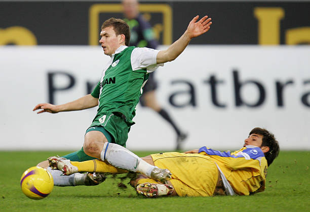 而蓉城则利 而蓉城则利