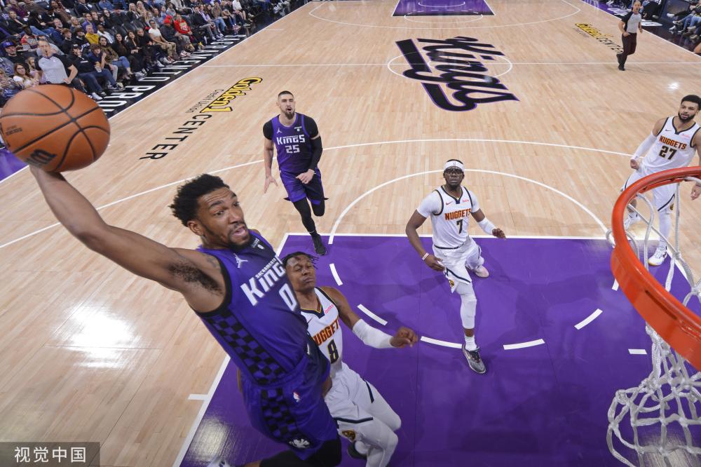 在进攻方面 在进攻方面