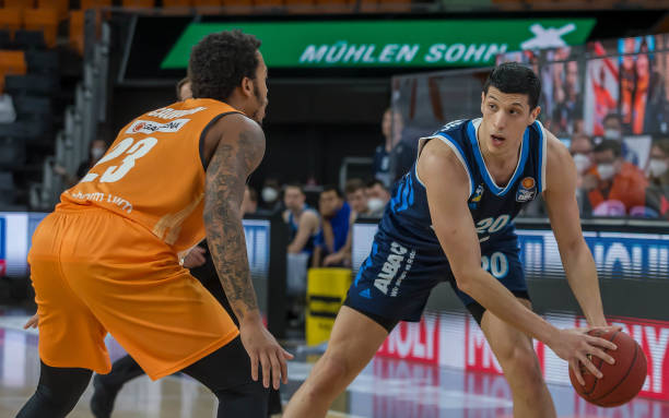 中占据一席 中占据一席