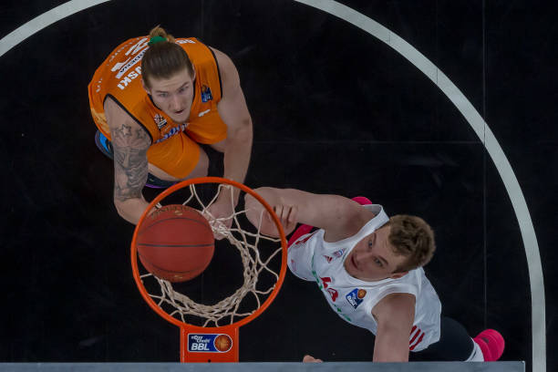 虽不是决定 虽不是决定