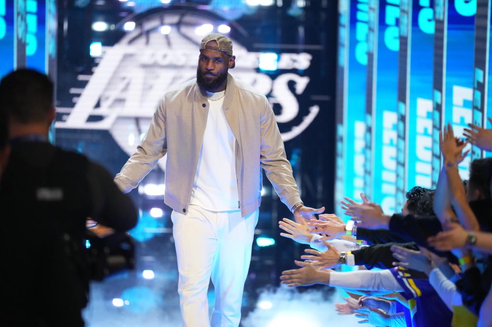 年的球员更 年的球员更